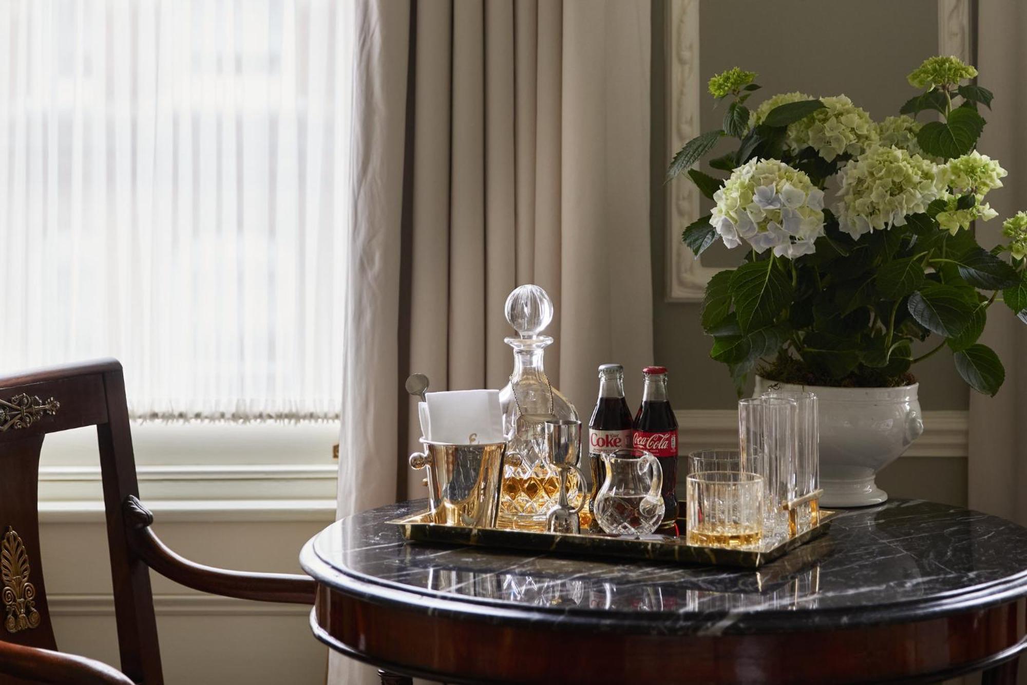 Hotel Egerton House Londra Esterno foto
